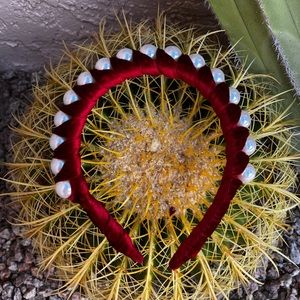🔺NEW • Red velvet headband with pearls